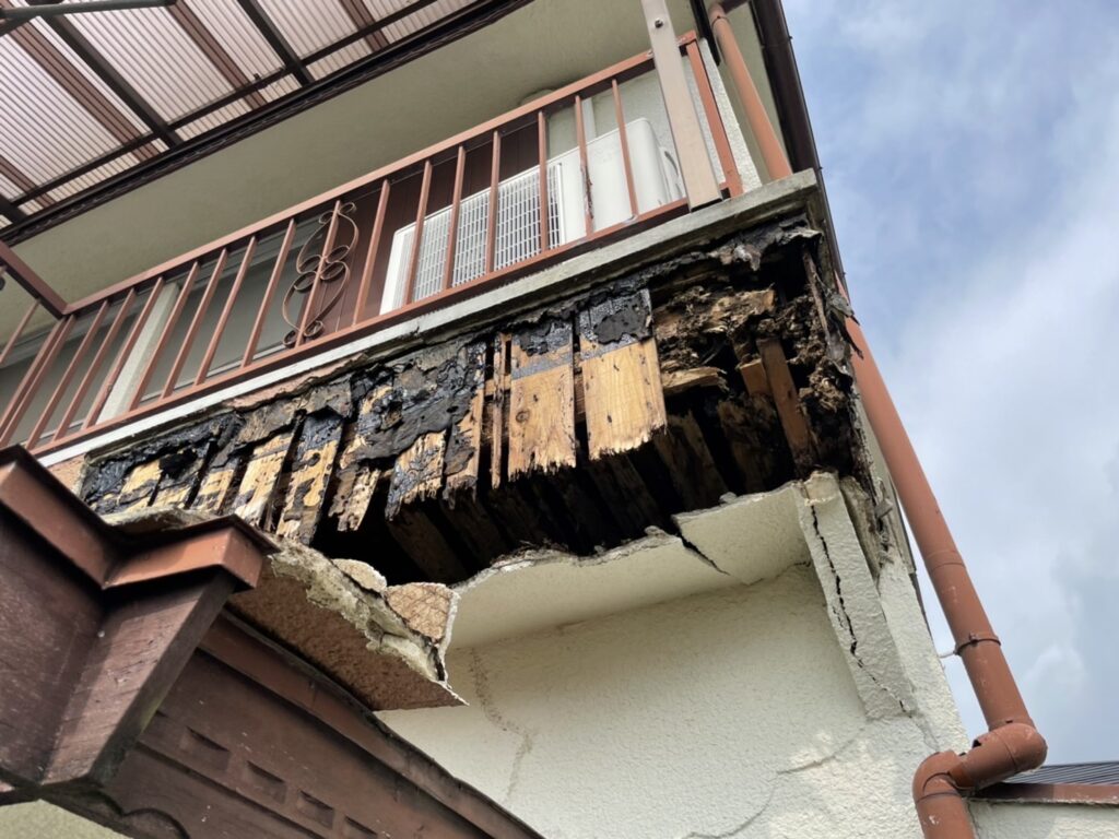 台風や地震の災害で外壁落下